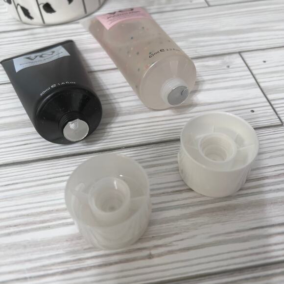 NEW Vitamasques Charcoal Gommage Peeling Gel + Multivitamin Sleeping Mask Set - Picture 7 of 8